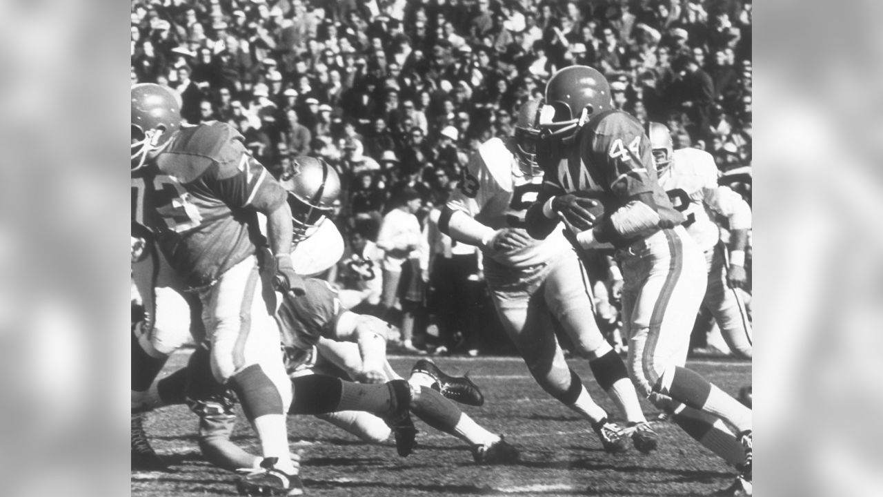 Floyd Little, Broncos Hall of Fame running back, dies at age 78 – The Denver  Post