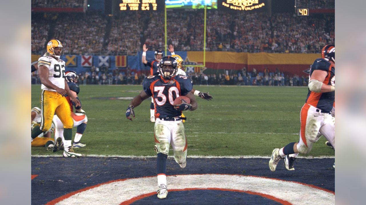 MNF moments, No. 42: Denver 'Broncos Blizzard' vs. Green Bay