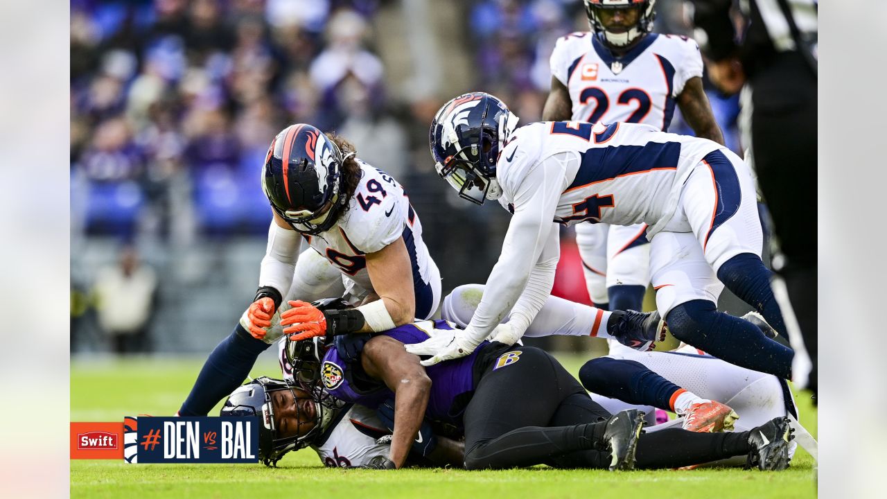 No touchdowns, late collapse in Baltimore for free-falling Broncos