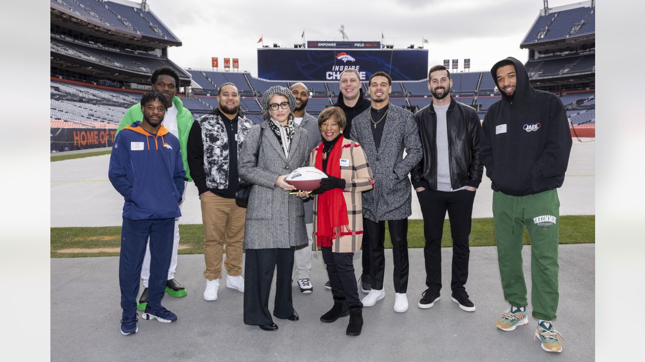 Two young, talented world-changers': Justin Simmons presents Broncos Boys &  Girls Club members Nashara and Naja'Ray with nomination for NFL's Inspire  Change Changemaker Award