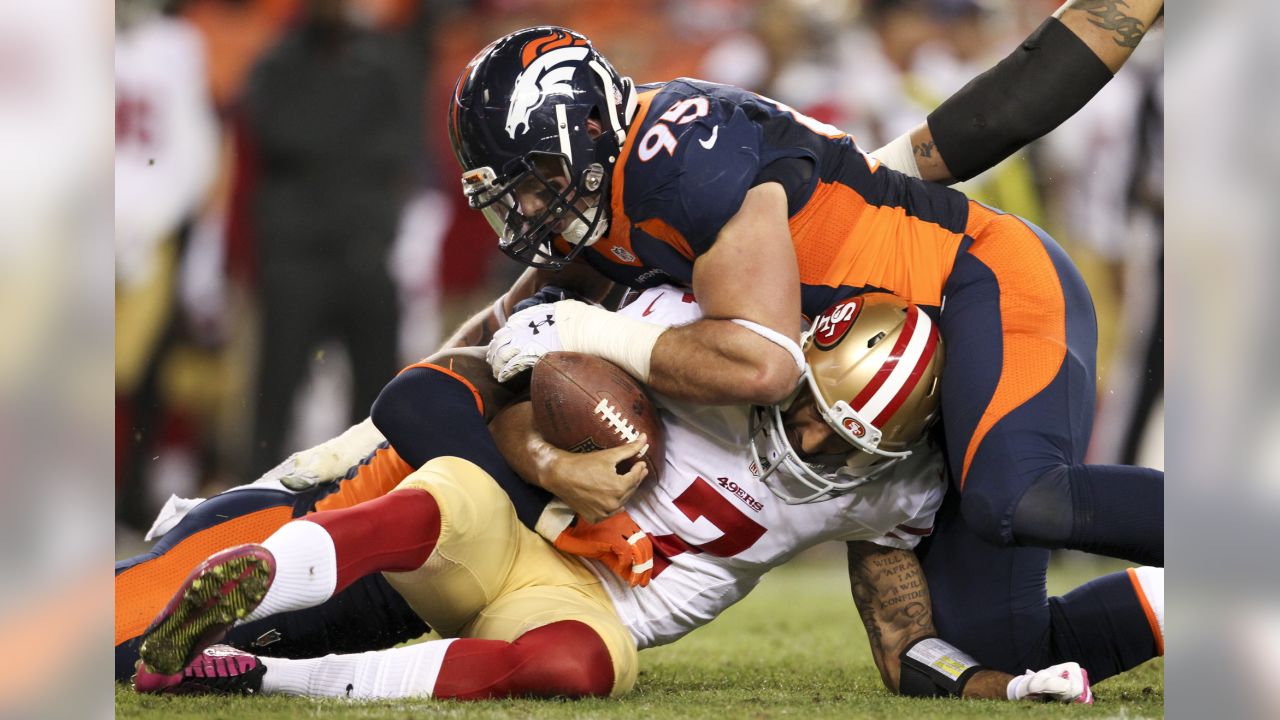 Colorado, USA. 18 August 2018. Denver Broncos defensive end Derek Wolfe  (95) during the first quarter of an NFL preseason matchup between the  Chicago Bears and the Denver Broncos at Broncos Stadium