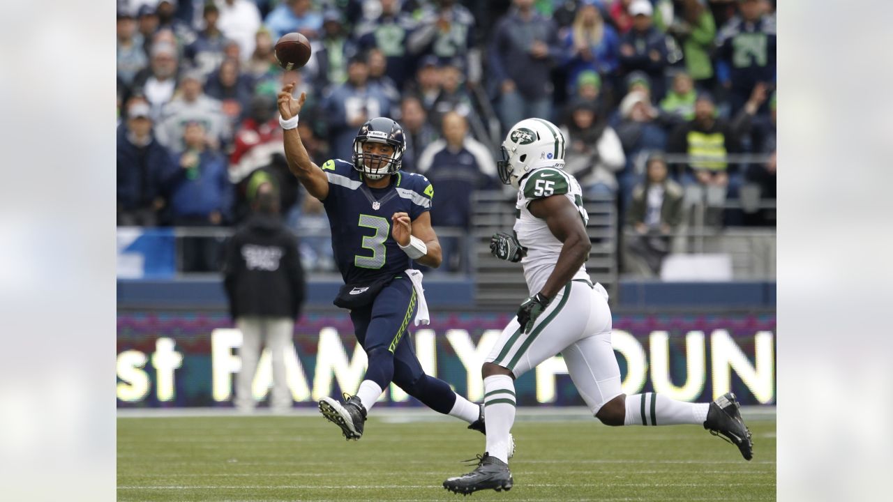 Broncos acquire Seahawks quarterback Russell Wilson in blockbuster trade -  Pats Pulpit