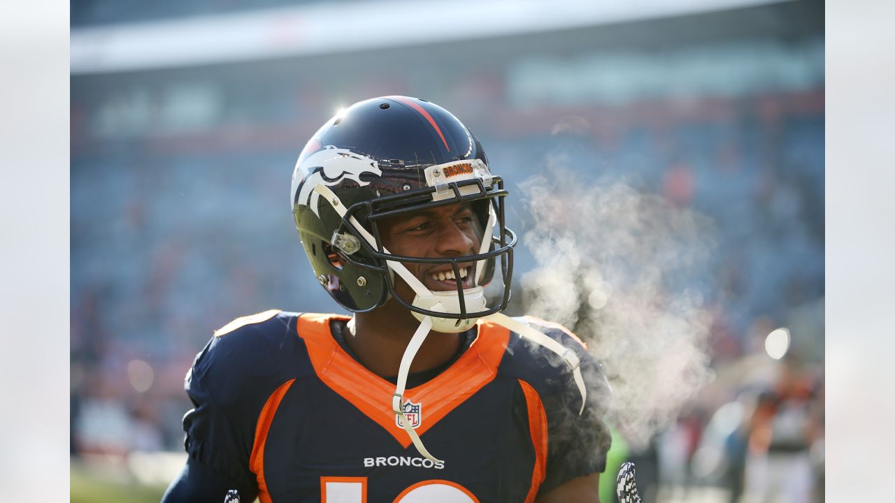 Super Bowl 50 champion Emmanuel Sanders announces his retirement from the  NFL