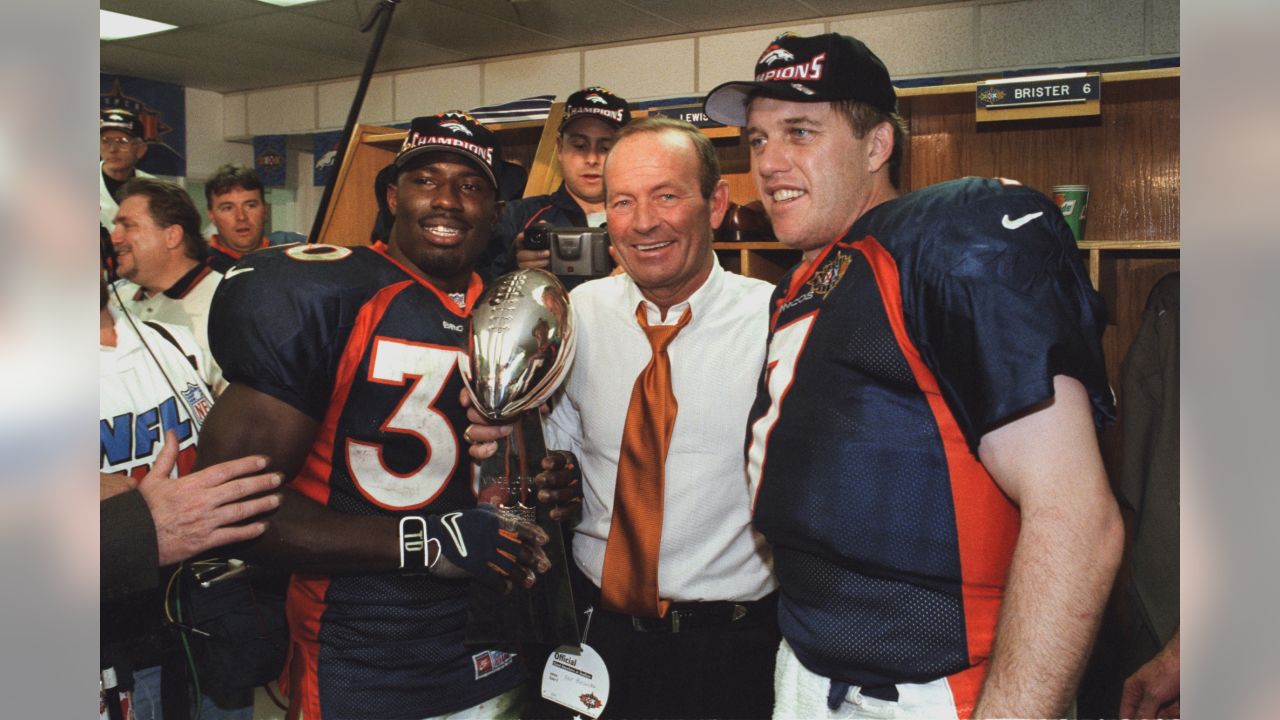 Pat Bowlen steps away, and Denver Broncos celebrate his shaping of NFL -  Sports Illustrated