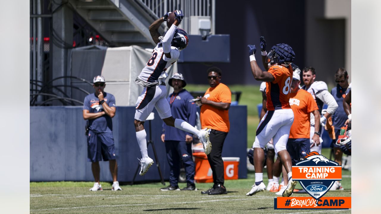 Denver Broncos Training Camp  Day 10: Russell Wilson Wows Fans & Media -  Sports Illustrated Mile High Huddle: Denver Broncos News, Analysis and More