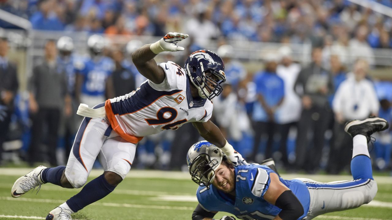 Denver Broncos: DeMarcus Ware misses OTAs with back injury - SI