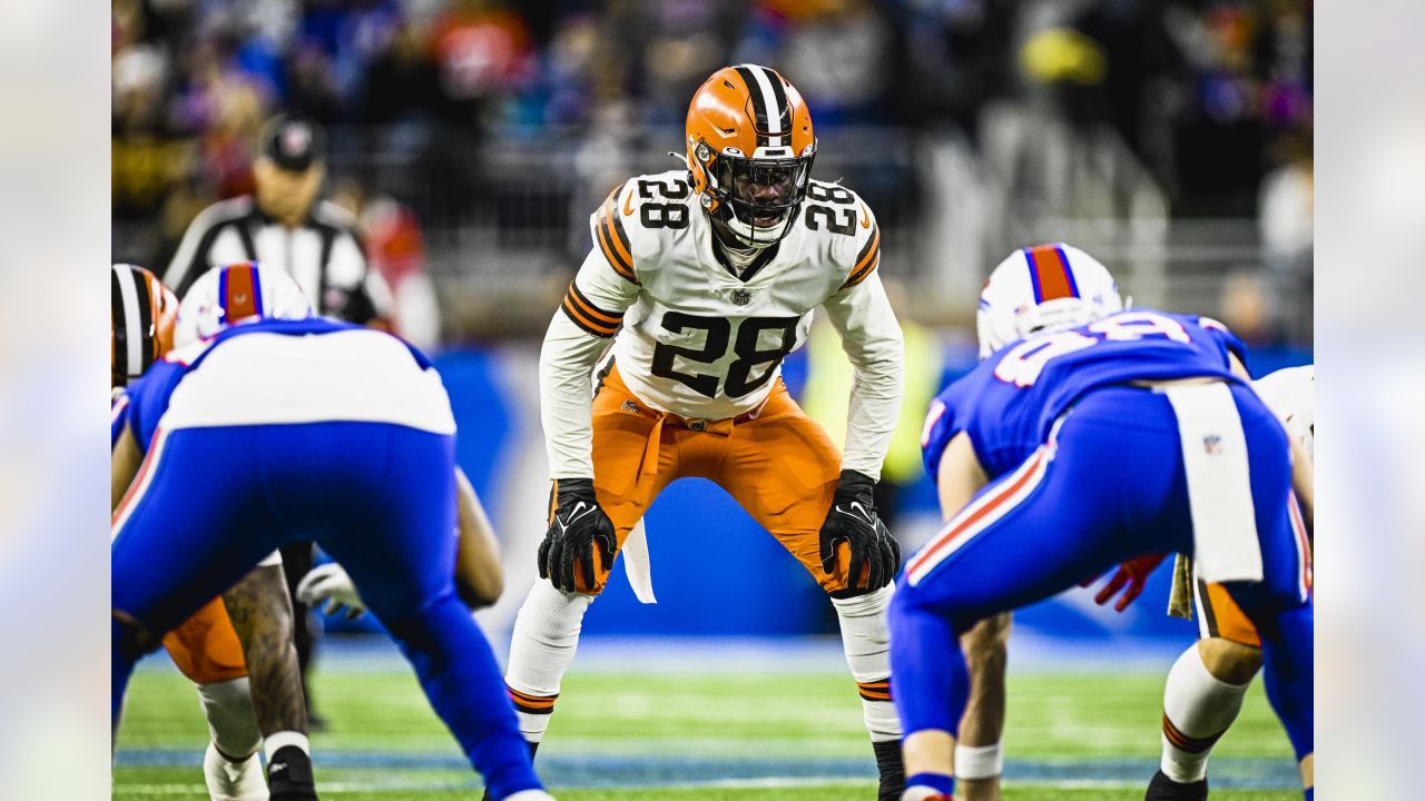 Browns unveil all-brown uniforms vs. Bills: What do you think? 