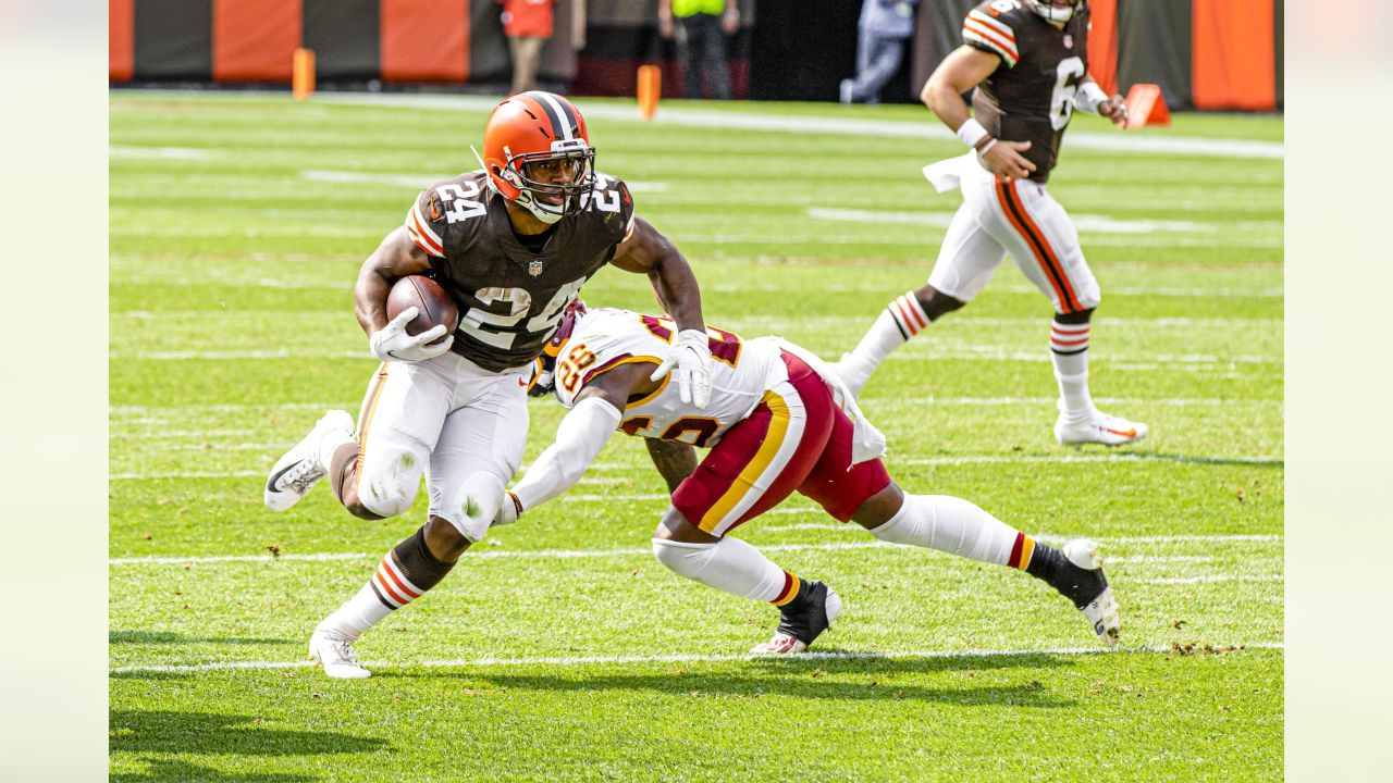 Bulldogs in the NFL - Image 34: Cleveland Browns running back Nick