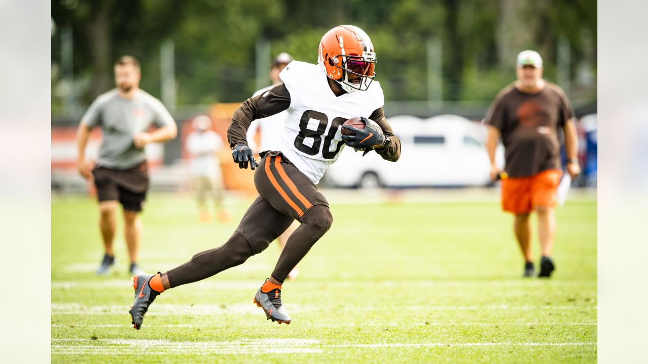 Giants get 'gameday vibes' from practice with Browns