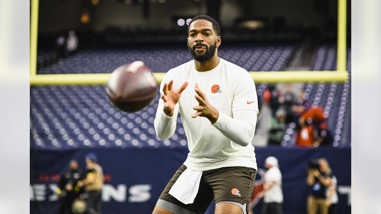 Houston Texans defensive back Tavierre Thomas (2) looks to defend during an  NFL football game against the Cleveland Browns on Sunday, December 4, 2022,  in Houston. (AP Photo/Matt Patterson Stock Photo - Alamy