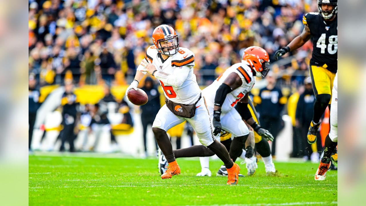 Browns end Steelers' four-game winning streak on surreal night in Cleveland