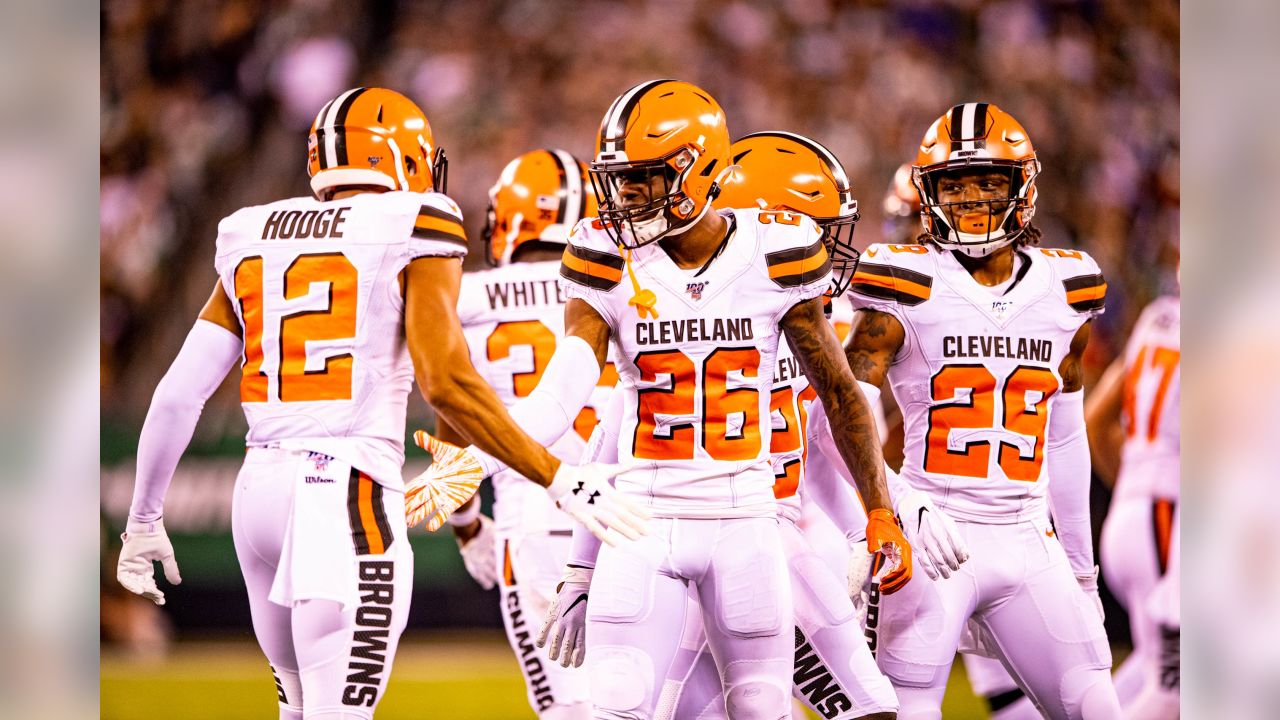 Cleveland Browns Morning News 9/26: Dominant Defense, Upcoming Challenges,  and Avoiding Radar