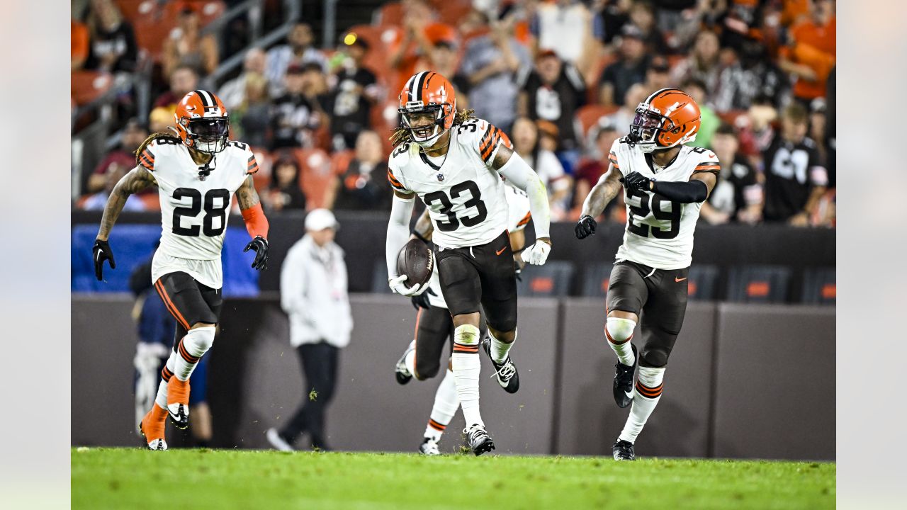 Browns Lose Preseason Standout Ronnie Hickman to Injury Against