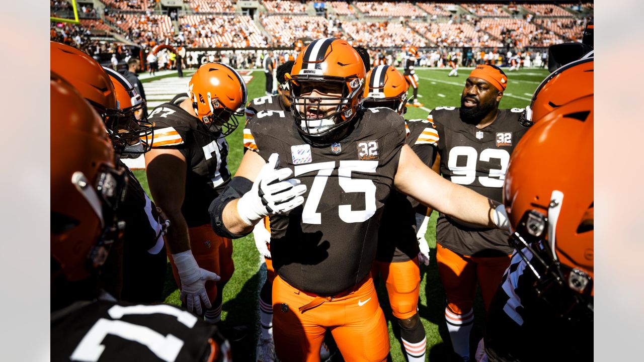 Baltimore Ravens 3-13 Cleveland Browns: Donovan Peoples-Jones scores only  TD of the game as the Browns stay alive in AFC playoff race, NFL News