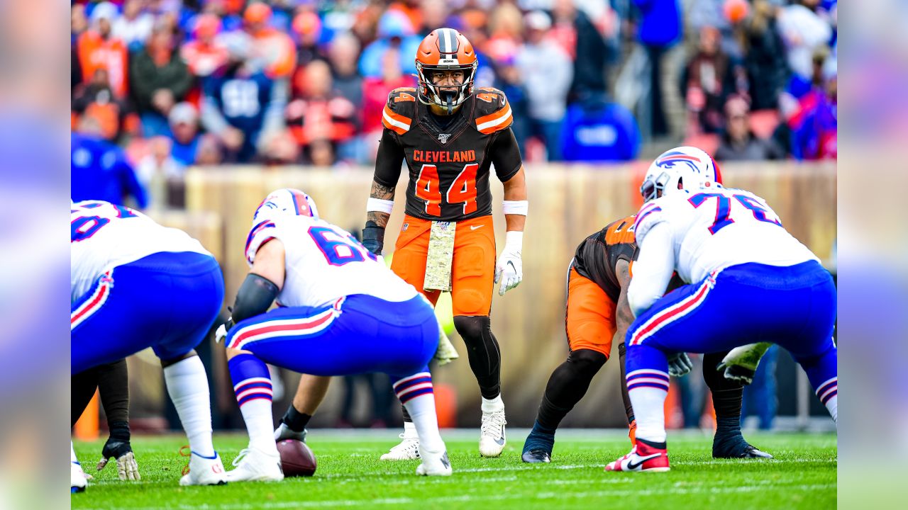 Bulldogs In The NFL - Image 18: Cleveland Browns running back Nick Chubb  (24) rushes during the first half of an NFL football game against the Buffalo  Bills, Sunday, Nov. 10, 2019