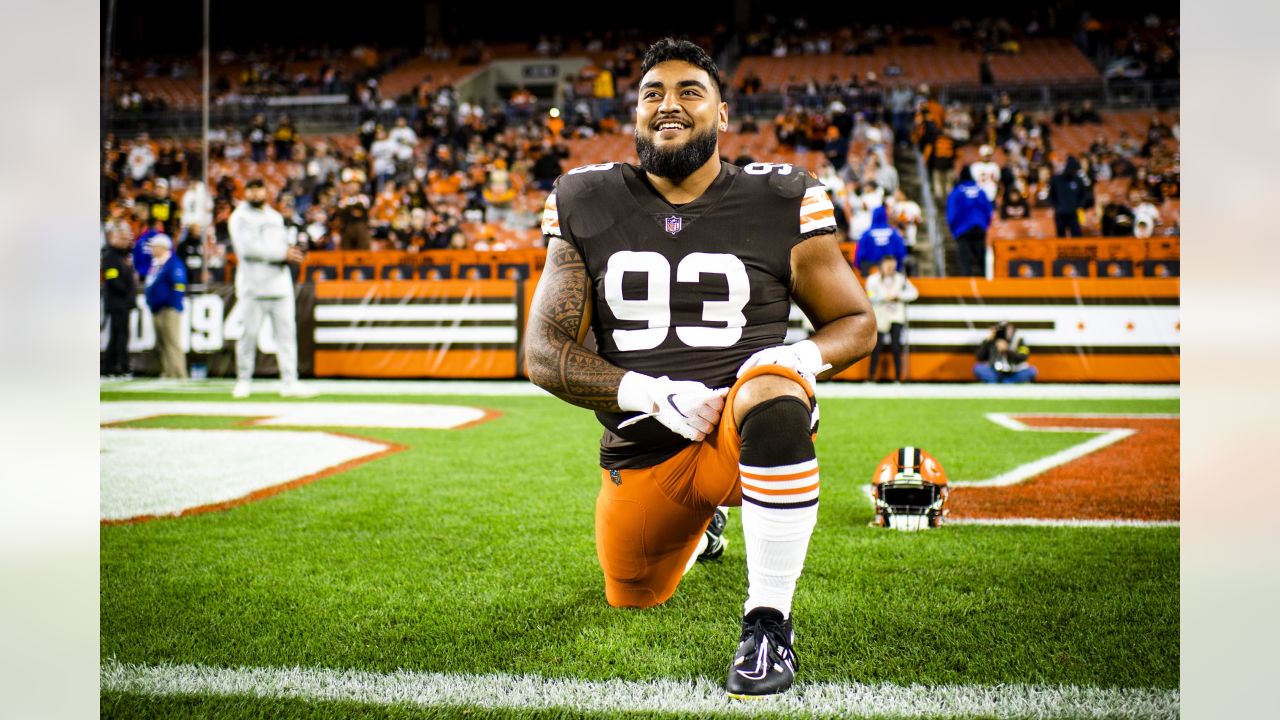 Jacob Phillips Cleveland Browns Game-Used #50 White Jersey vs. Pittsburgh  Steelers on January 3 2022