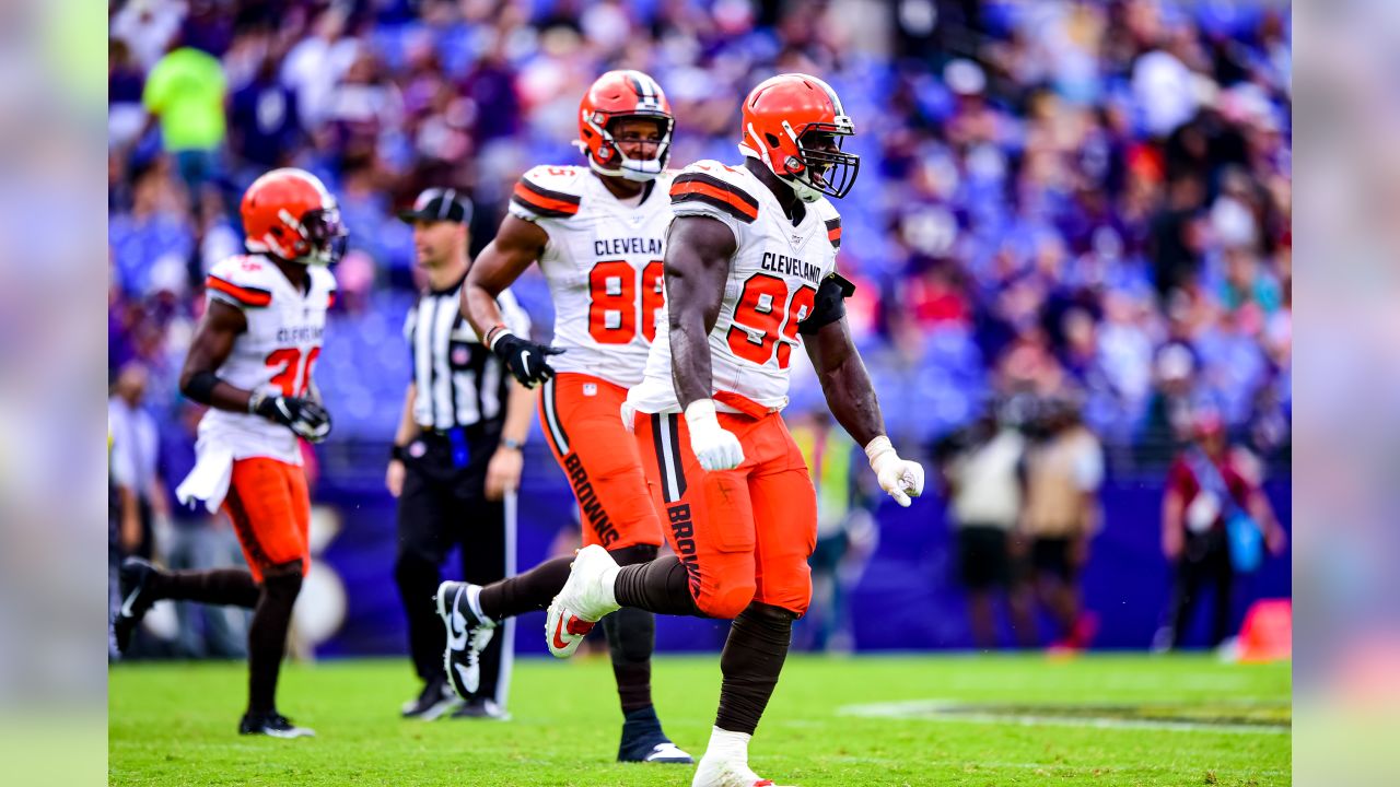 Cleveland Browns earn dramatic 14-13 win over Baltimore Ravens