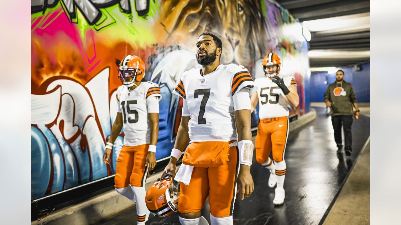 Photos: Week 11 - Browns at Bills Pregame