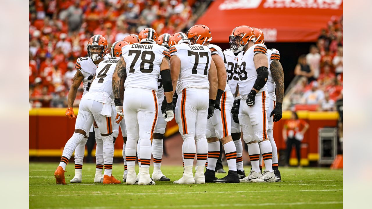 Browns to close out preseason against Eagles, Chiefs - Axios Cleveland