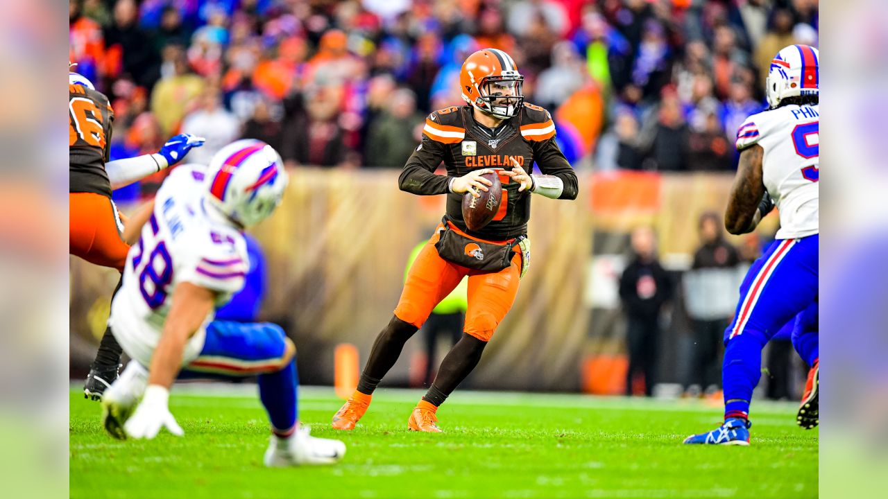 Kareem Hunt and Rashard Higgins come up big as Browns beat Bills