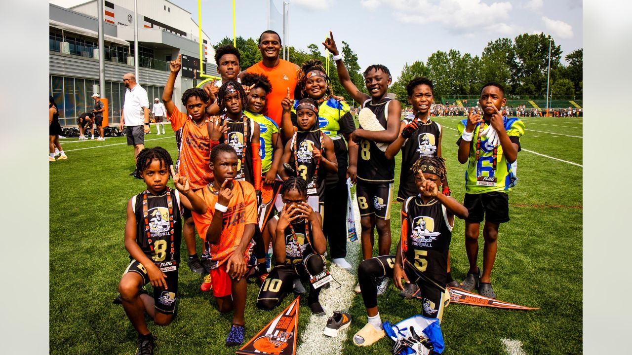 Youngstown man Darius Javey creates Mid West Bengals traveling youth football  team organization for new opportunity for kids, welcomes more to join