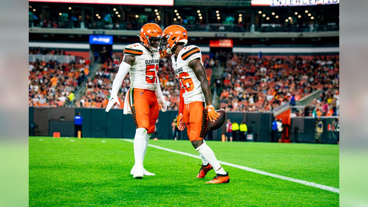 Photo: Browns Mayfield warms up for pre season game against Redskins -  CLE20190808102 