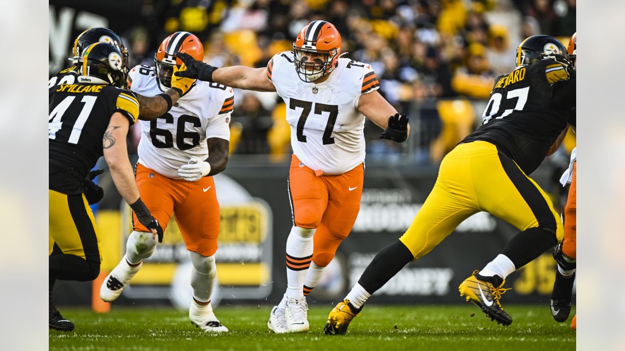 Cleveland Browns' season finale at Pittsburgh Steelers to Sunday