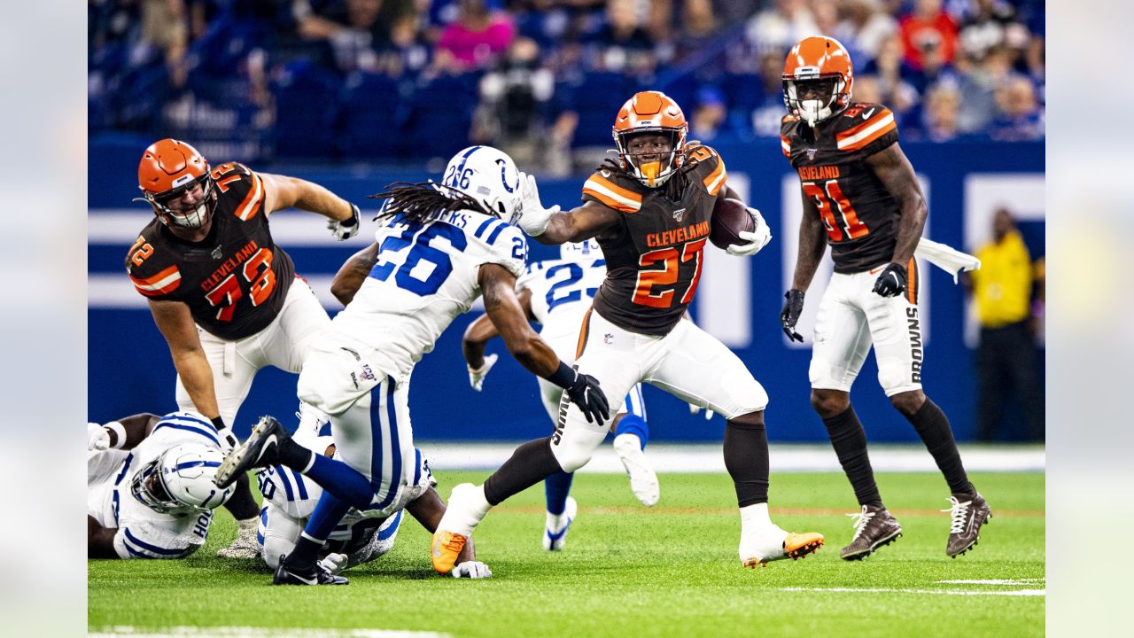 Cleveland Browns Kareem Hunt American Football Player Wall Art - POSTER  20"x30"