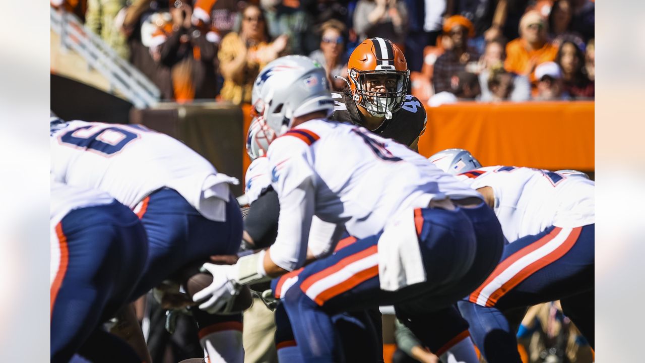 New England Patriots vs. Cleveland Browns - 3rd Quarter Game