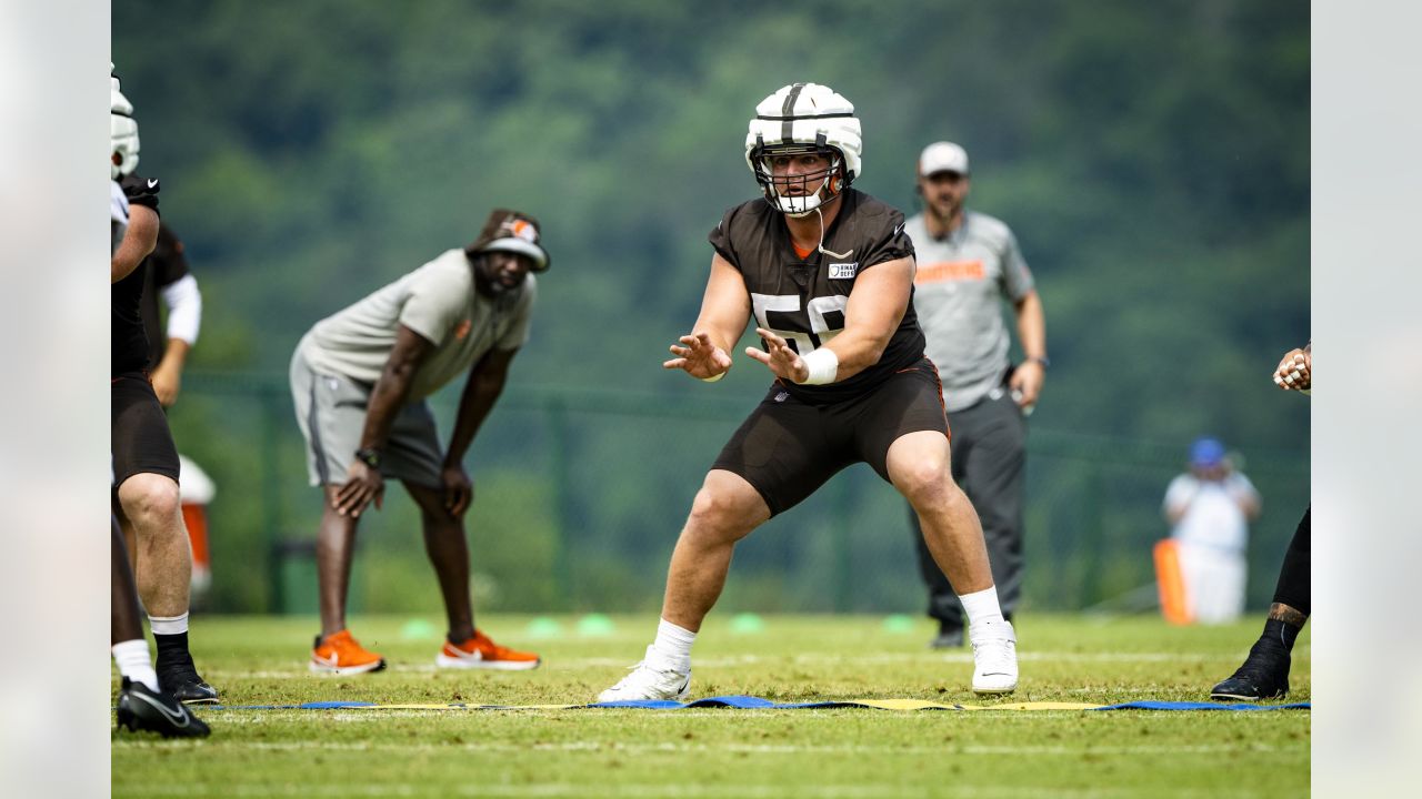 Browns' Anthony Walker progressing well from 2022 leg injury – News-Herald