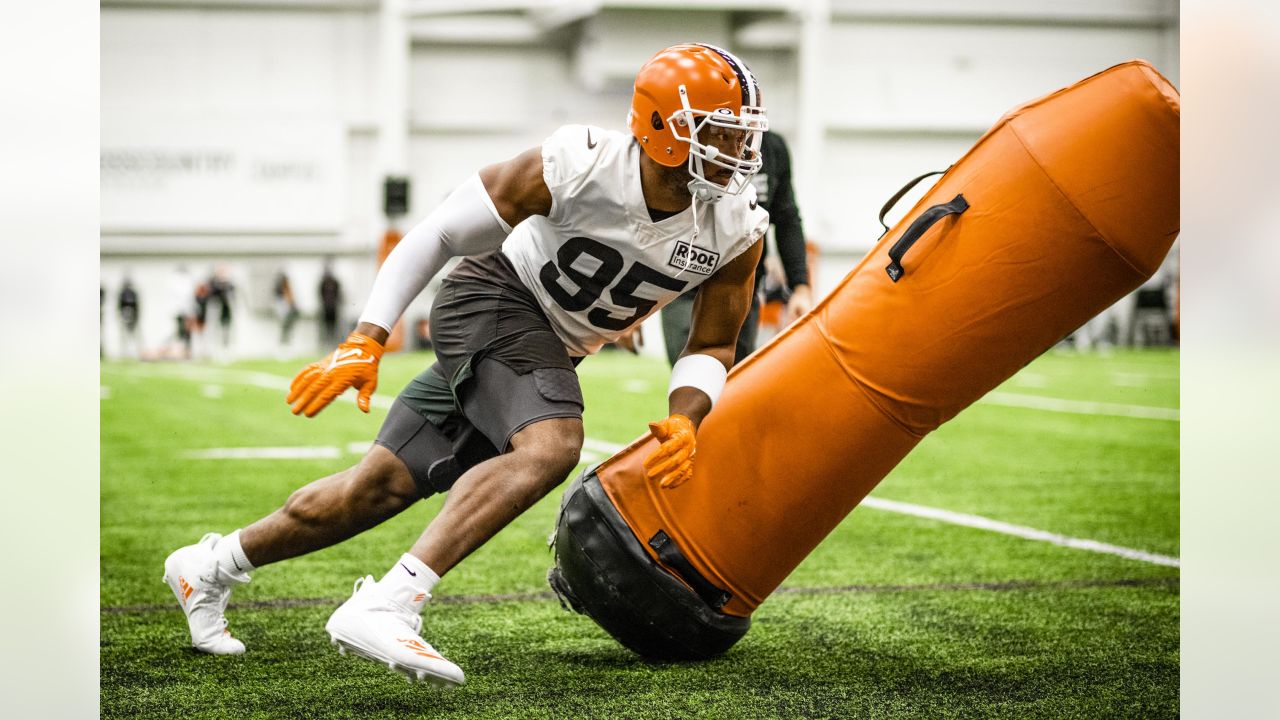 Myles Garrett AFC Defensive Player of the Week