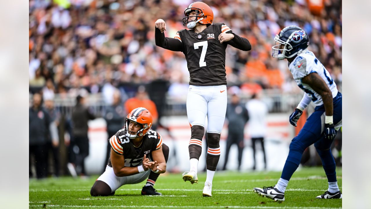 Cleveland Browns cornerback Martin Emerson Jr. (23) on defense during an  NFL football game against the Carolina Panthers, Sunday, Sep. 11, 2022, in  Charlotte, N.C. (AP Photo/Brian Westerholt Stock Photo - Alamy