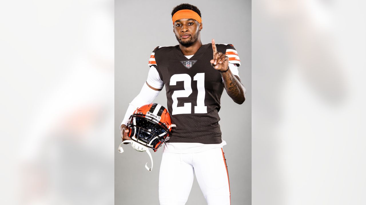 Andrew Berry Addresses the Health of Browns CB Denzel Ward - Sports4CLE,  11/2/22 