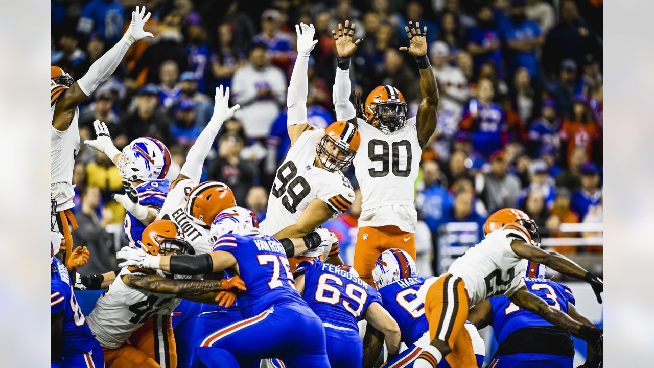 Browns drop to 0-14 following 33-13 loss to Bills