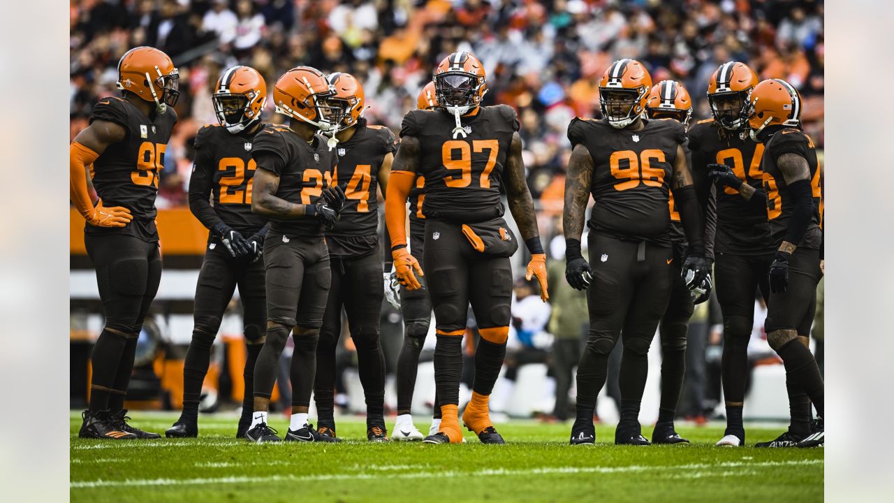 Cleveland Browns defensive tackle Perrion Winfrey (97) stands on the  sideline during an NFL football game against the Tampa Bay Buccaneers,  Sunday, Nov. 27, 2022, in Cleveland. (AP Photo/Kirk Irwin Stock Photo -  Alamy