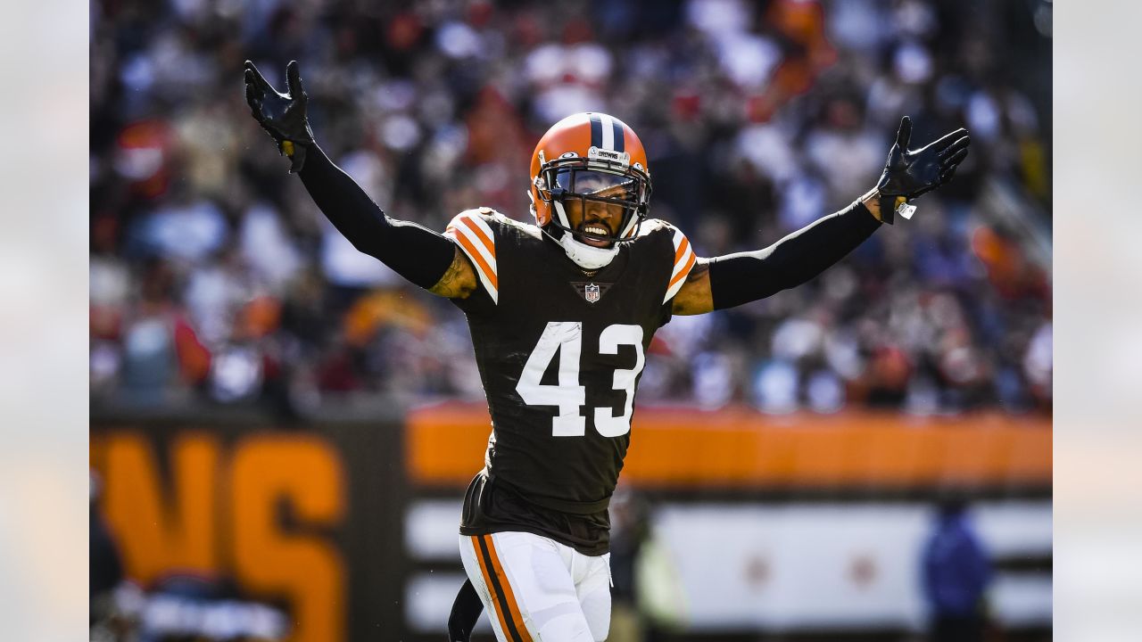 Browns drop 3rd straight game in loss to Patriots