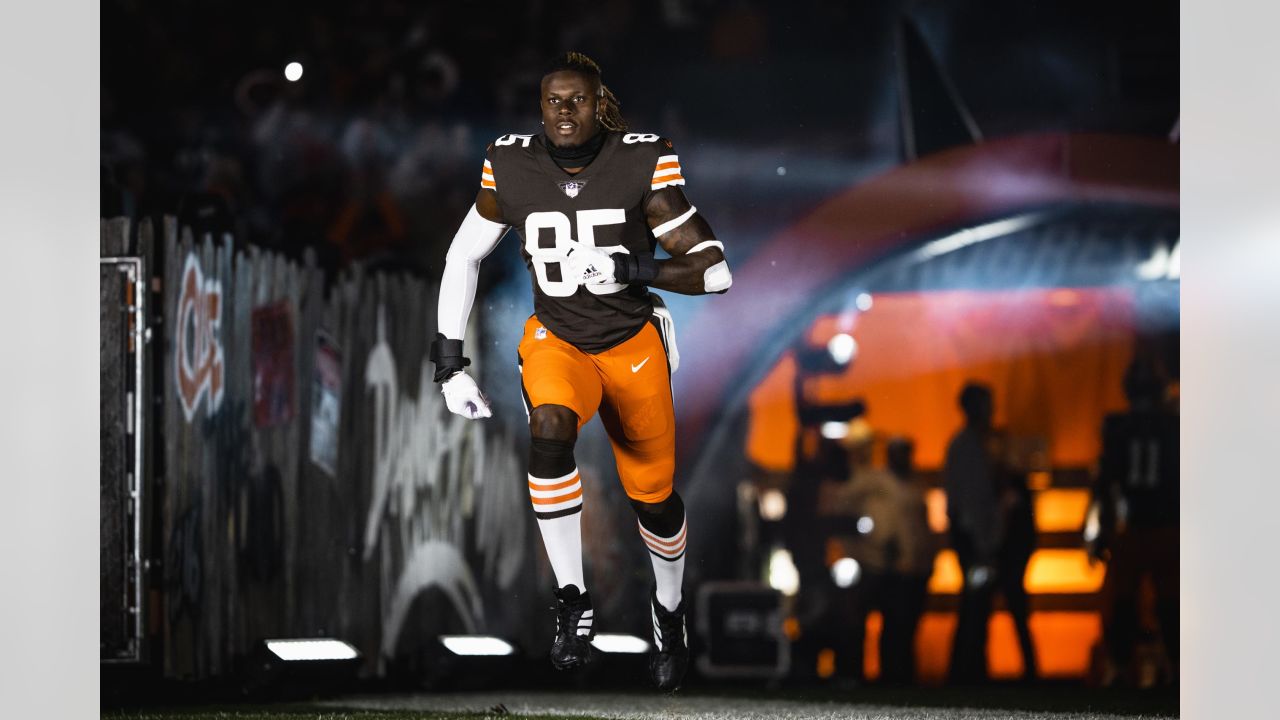 Chicago Bears cornerback Teez Tabor (37)covers a kickoff during an NFL  football game, Monday, November 8, 2021 in Pittsburgh. (AP Photo/Matt  Durisko Stock Photo - Alamy