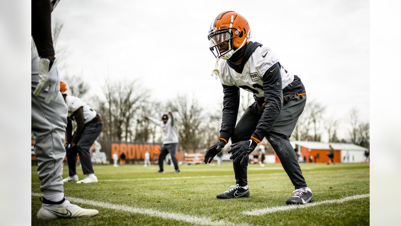 Browns Amari Cooper, a steal in a trade, shows off his speed on MNF - Dawgs  By Nature