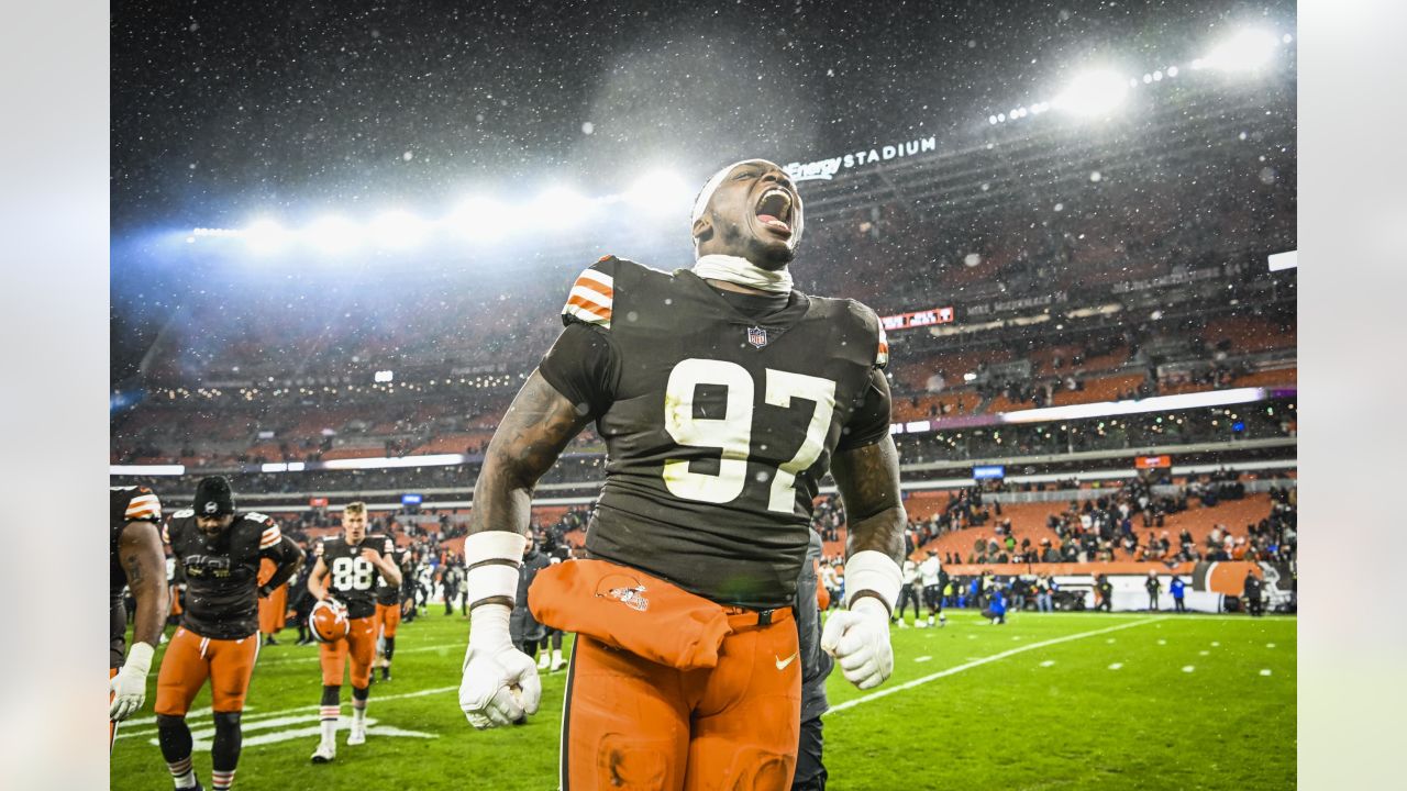 Watson makes home debut as Browns host first-place Ravens - The San Diego  Union-Tribune