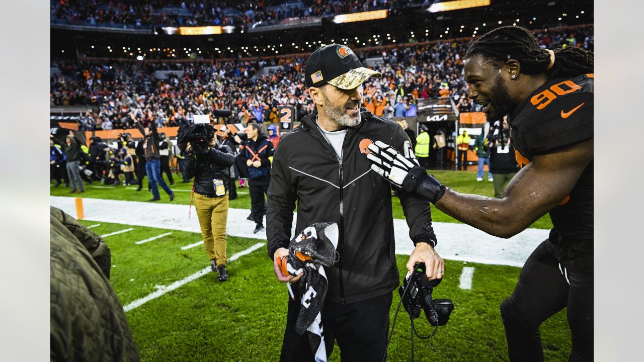 Watch David Njoku make possibly the Browns' catch of the year to tie the  game vs. the Buccaneers 