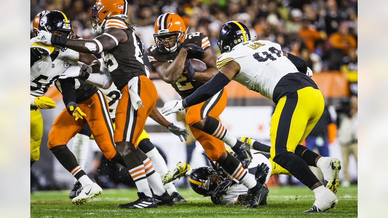 Steelers vs. Browns Final Score: Steelers end season on a high note, beat  the Browns 28-14 - Behind the Steel Curtain