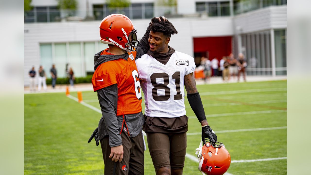 Quarterback Baker Mayfield (6) and Wide receiver Rashard Higgins (81) during the ninth practice of OTAs on May 30, 2019.