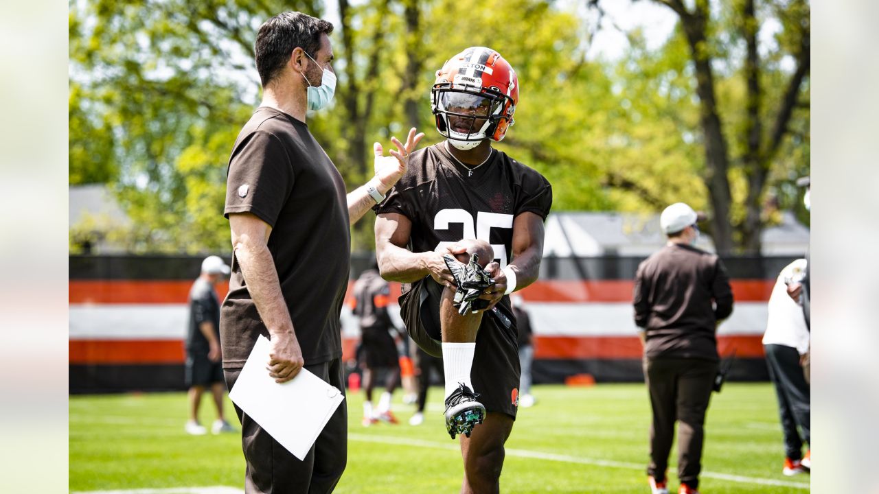 5 takeaways from Day 1 of Browns rookie minicamp