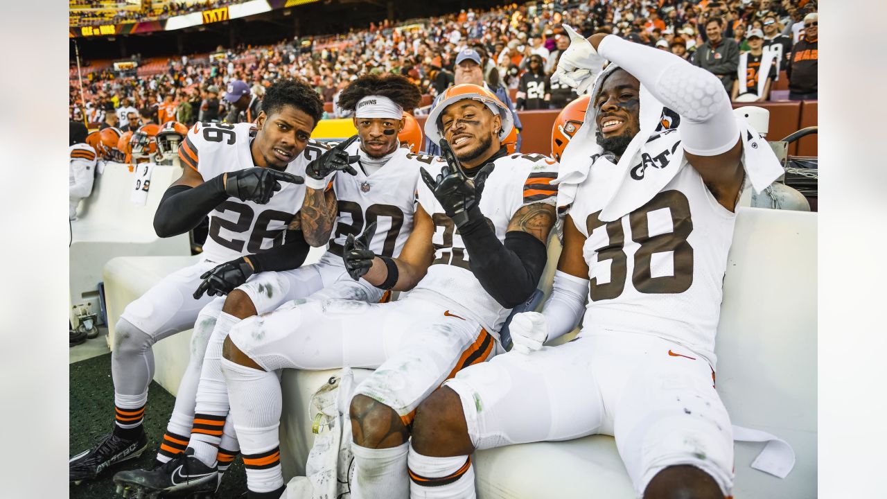 Photo: Cleveland Browns Amari Cooper Makes 17 Yard Reception -  PIT2023091810 