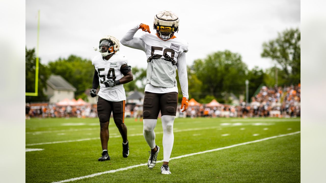 Cleveland Browns cornerback Michael Jordan catches a pass during NFL  football training camp, Thursday, July 26, 2018, in Berea, Ohio. (AP  Photo/Tony Dejak Stock Photo - Alamy