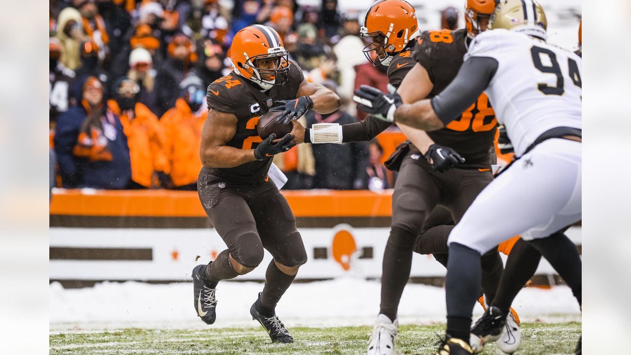 Tricks, and what a treat: Unpredictable Cleveland Browns earn a big win in  the Big Easy, 30-17, over Saints 