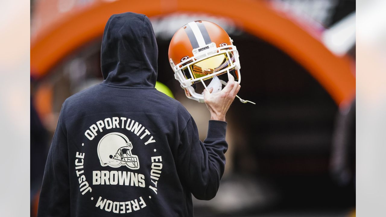 Photos: Week 15 - Ravens at Browns Pregame