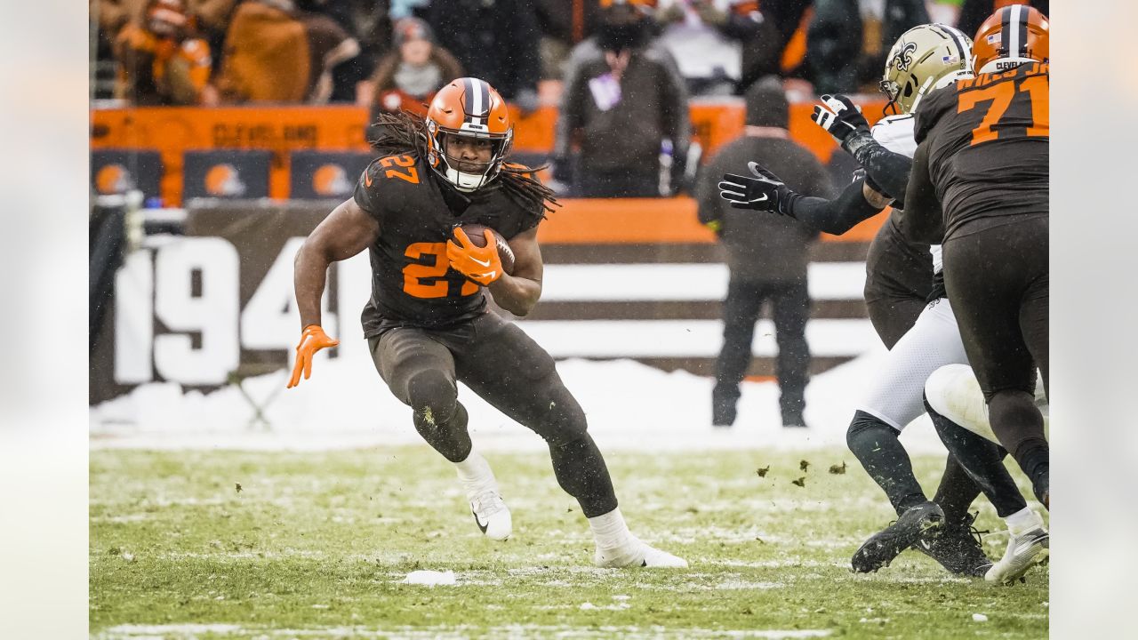 Browns look to 'finish strong' in final 2 games