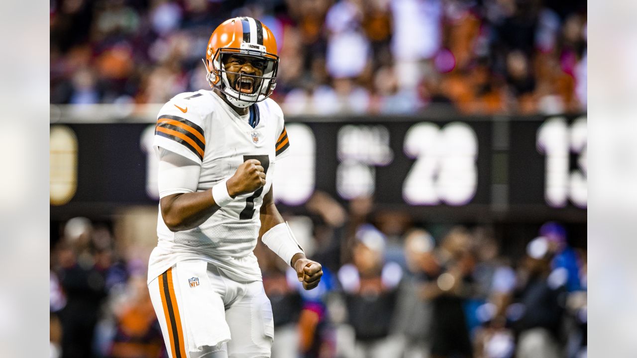 Reviewing the QBs: Watson knocks off rust, shows promise in first starts  with Browns