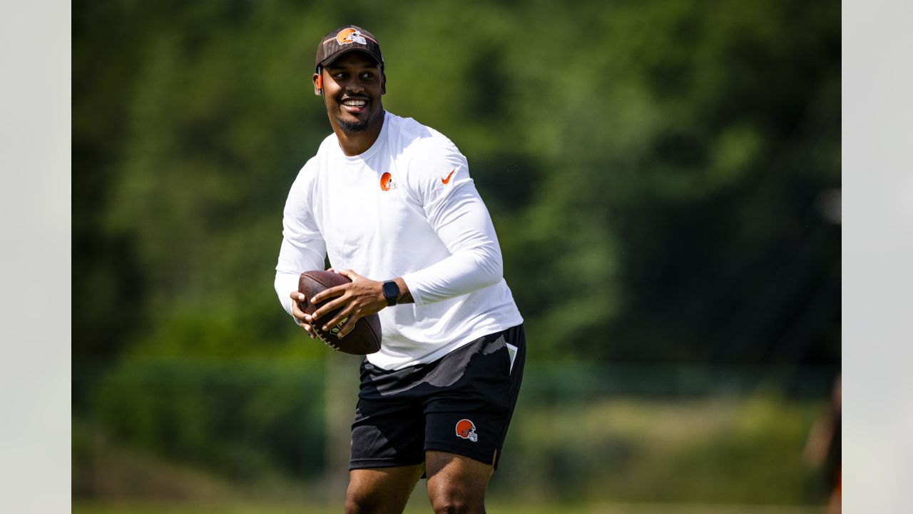 Deshaun Watson hosting Browns offensive teammates at a tropical location  next week for practice, bonding 